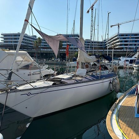 Unique Wooden Sail Yacht + 2 Bikes Included! Hotel Sant Adria de Besos Buitenkant foto